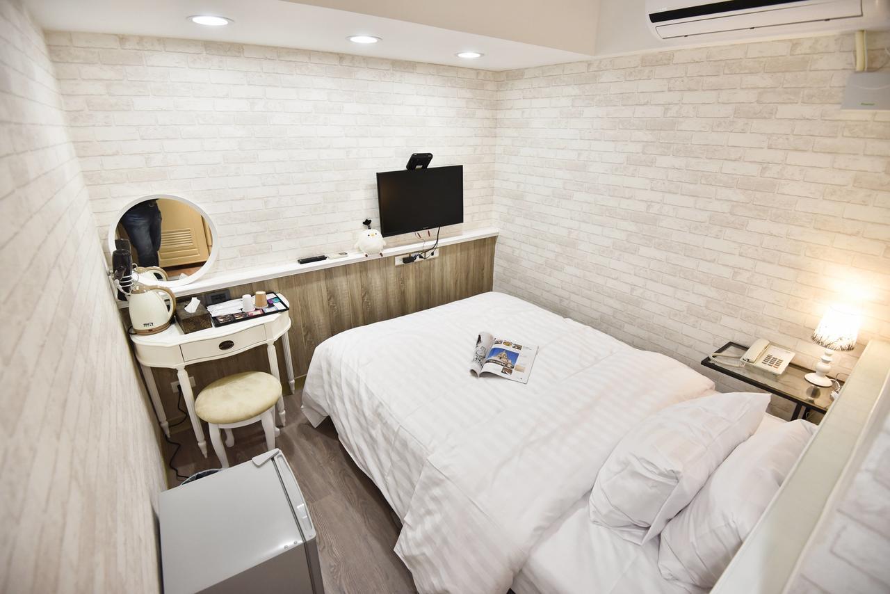 Migo Hotel Taichung Exterior foto