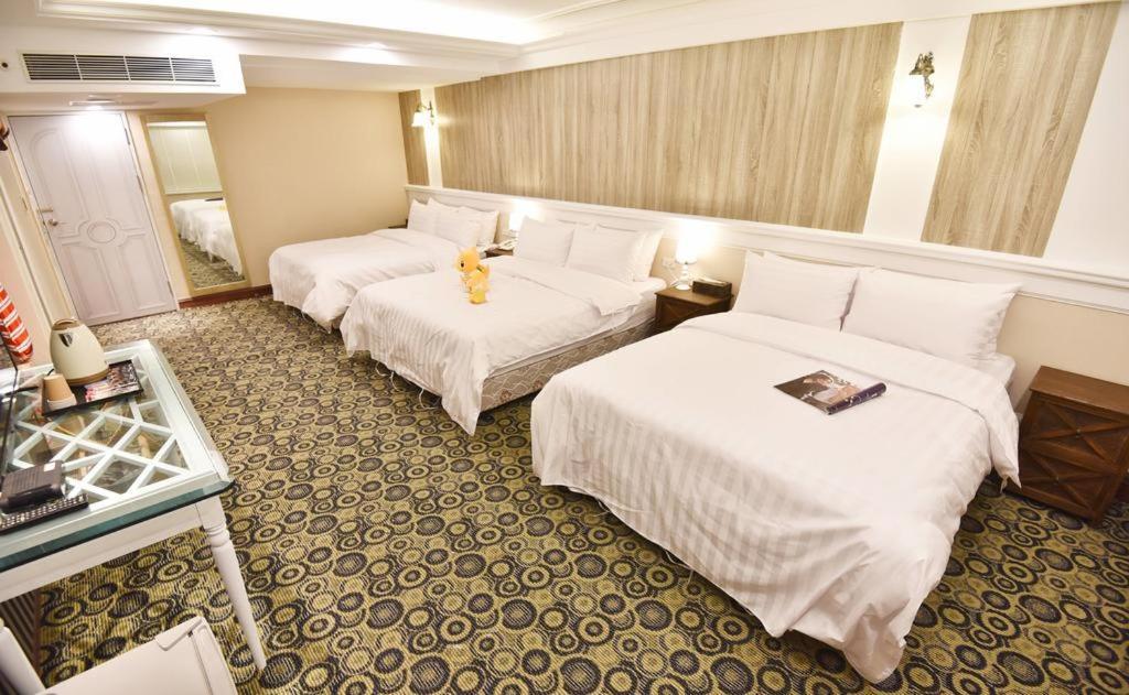 Migo Hotel Taichung Exterior foto